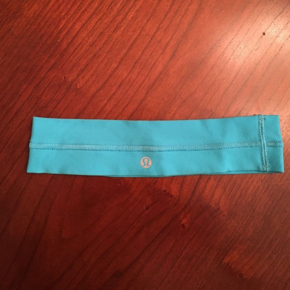 Lulu lemon headband turquoise