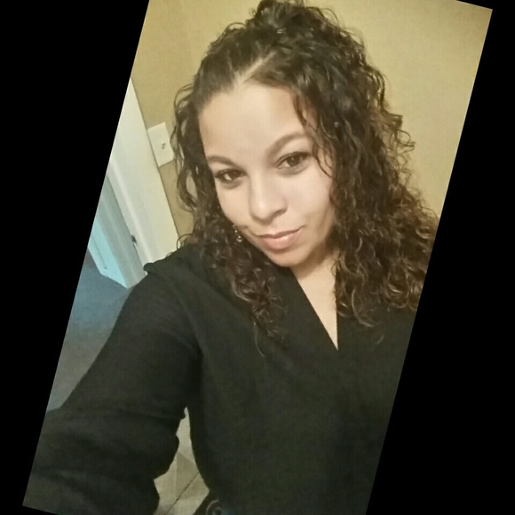 Meet your Posher, Sharayah