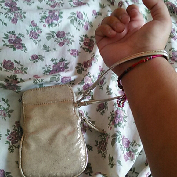 Wristlet - Picture 3 of 3