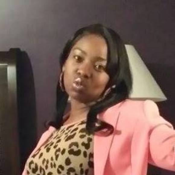 Meet your Posher, Tiffany