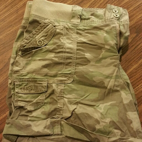 Sonoma Pants - *FLASH SALE* Camouflage shorts