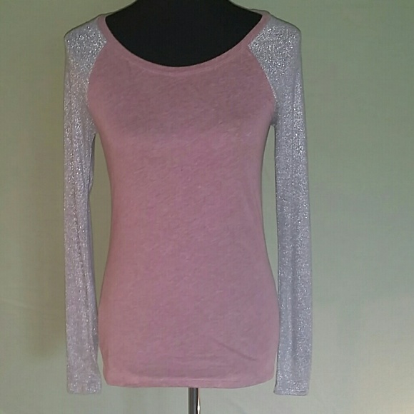 American Eagle long sleeve tee