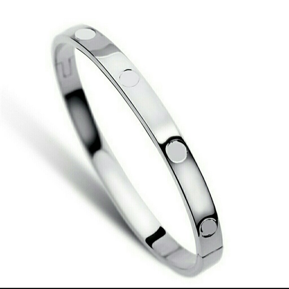 🆕Silver bracelet