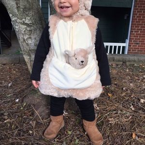 Meet your Posher, Lilly