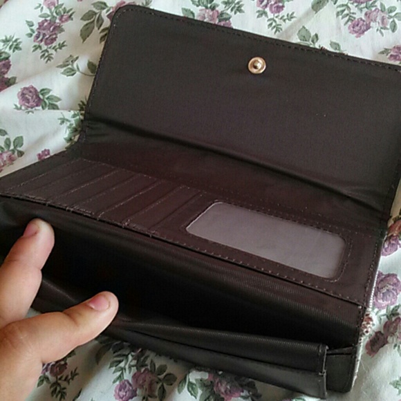 Wallet - Picture 4 of 4