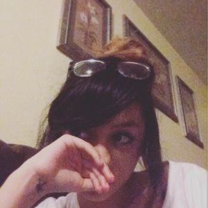 Meet your Posher, Gabriela