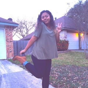 Meet your Posher, Noelle