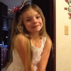 Meet your Posher, Lola