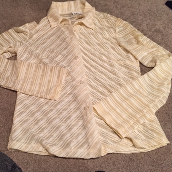 See through button down - Picture 4 of 4