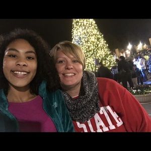 Meet your Posher, Angela