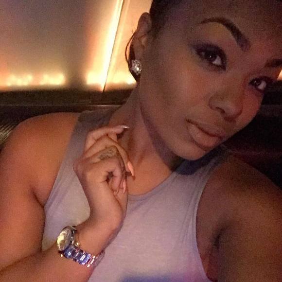 Meet your Posher, Tawana