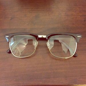 Trendy Framed Glasses