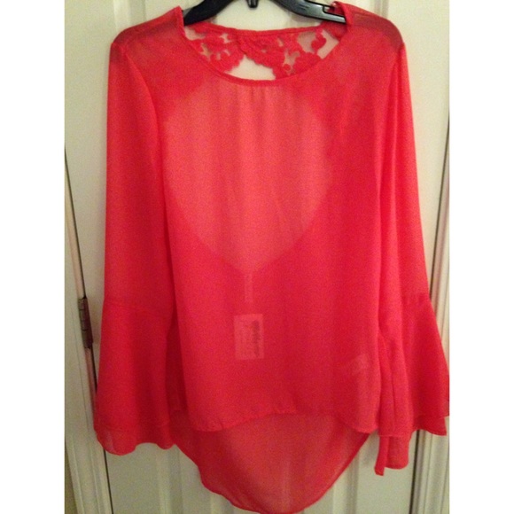 Open back lace detail top