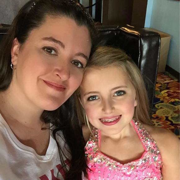 Meet your Posher, Carissa - Picture 1 of 1