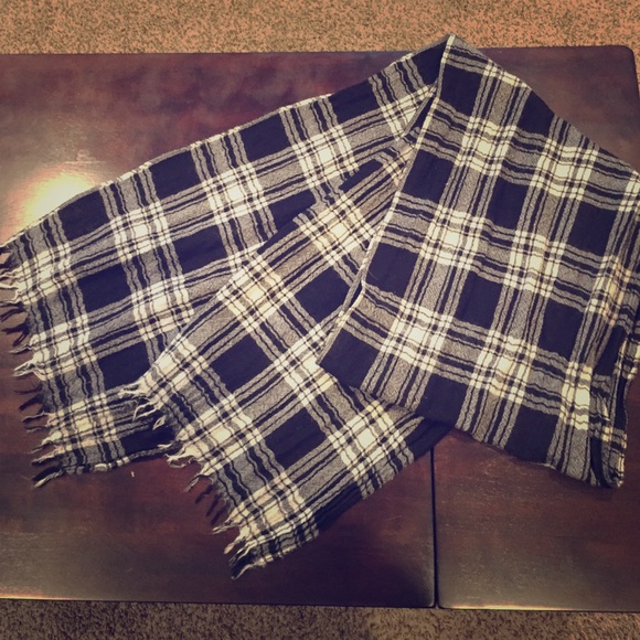 100% wool jcrew scarf