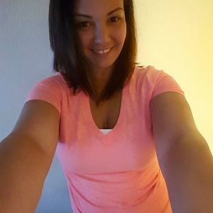 Meet your Posher, Crystal