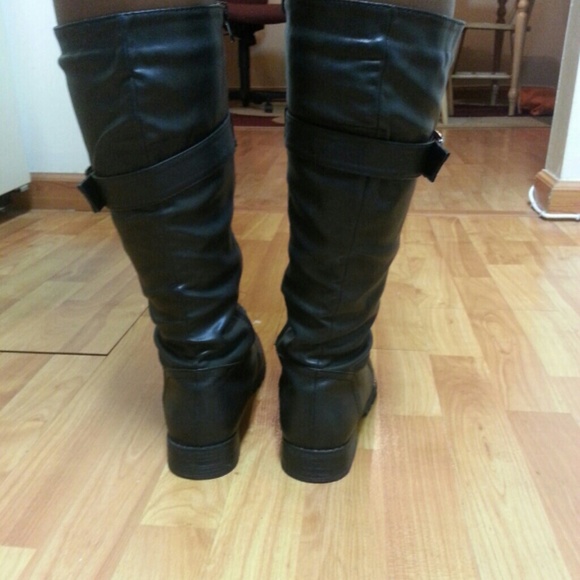 Long lace up boots - Picture 1 of 3