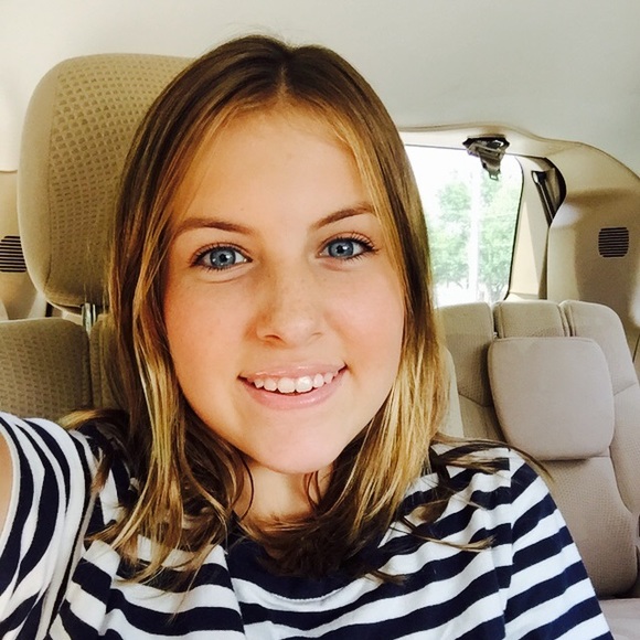 Meet your Posher, Alexandra - Picture 1 of 1