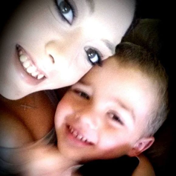 Meet your Posher, Renae - Picture 1 of 1