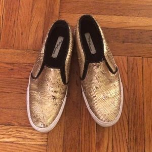 Steve Madden x The Blonde Salad slip on sneakers