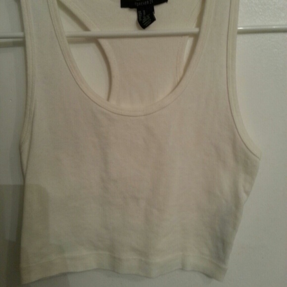 White crop top - Picture 1 of 2