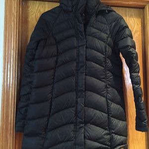 Women NorthFace jacket! Okay condition.