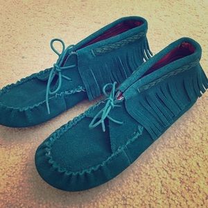 Suede teal fringe moccasins