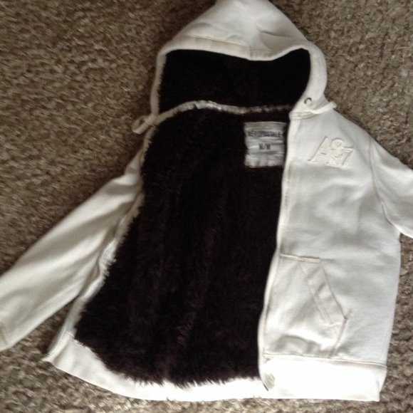 White Fur Lined Sweatshirt