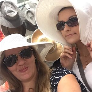 Meet your Posher, Bobbi