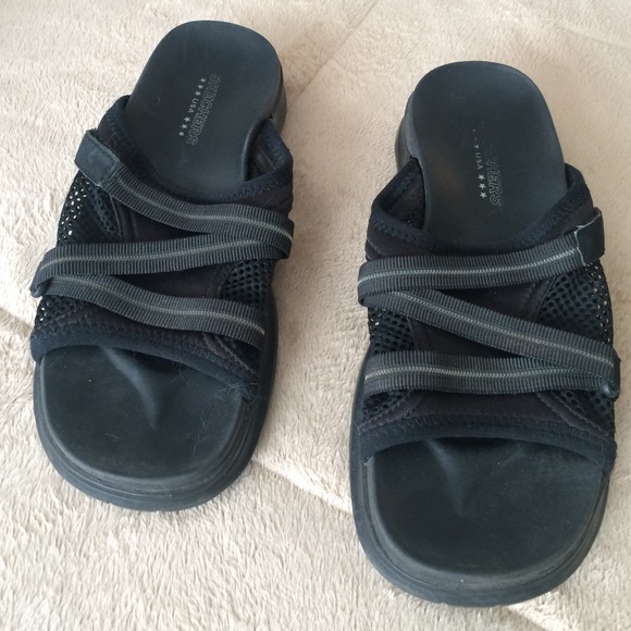 Sketchers sandals