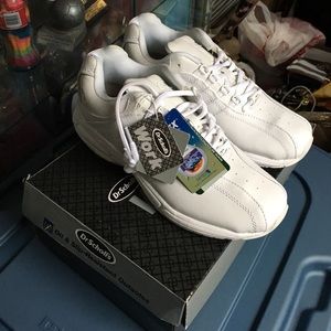 NWT nursing shoes