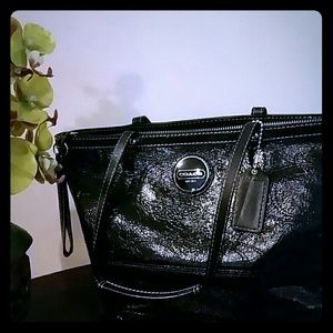 BLACK COACH PATENT LEATHER TOTE
