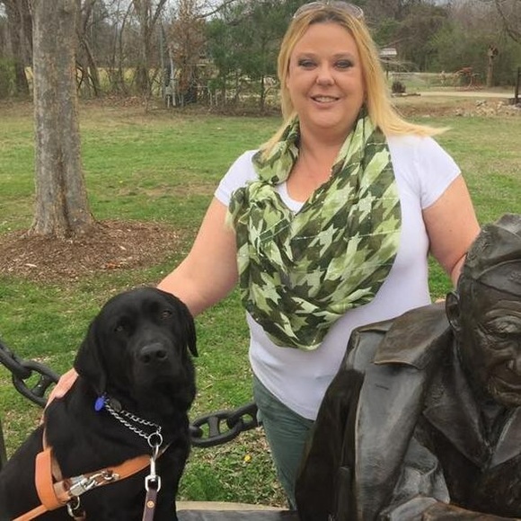 Meet your Posher, Sharron - Picture 4 of 5