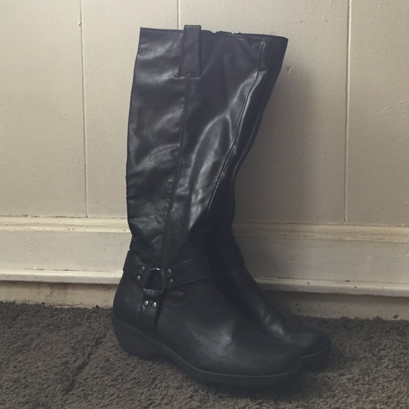 ✨24 HOUR SALE✨ ! Black Boots