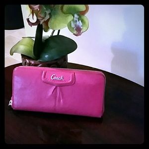 PINK COACH LEATHER WALLET
