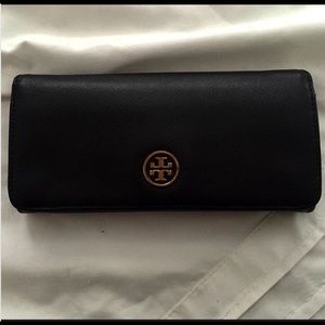 🔺Reserved for Nai🔻Authentic Tory Burch wallet