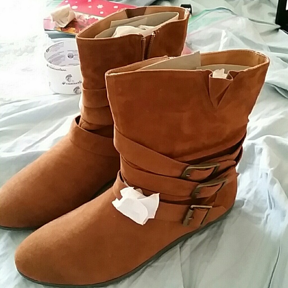 Charlotte Russe brown boots size 7