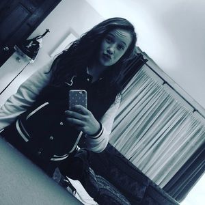 Meet your Posher, Lilly