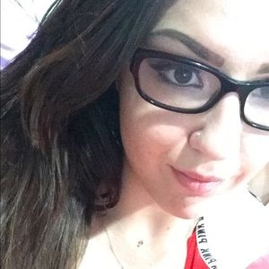 Meet your Posher, Heidi