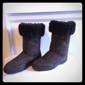 More pix on the UGGs