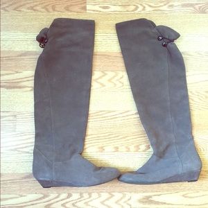 Steve Madden OTK Gray Suede Flat Boots