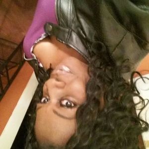 Meet your Posher, Candy