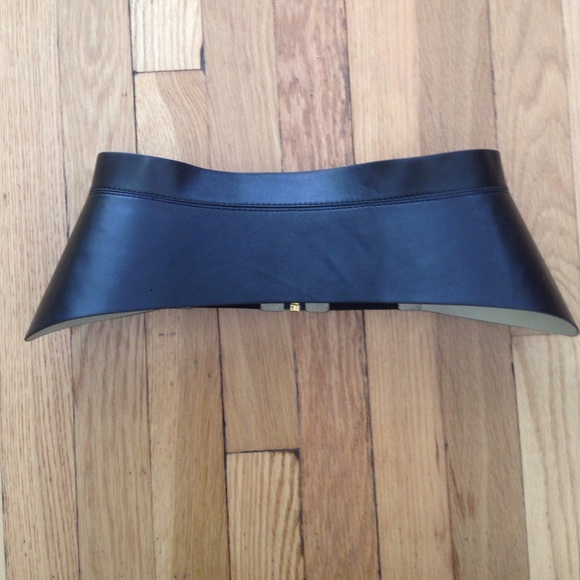 BCBGMaxAzria Accessories - BCBGMaxAzria Corset Belt Black Medium