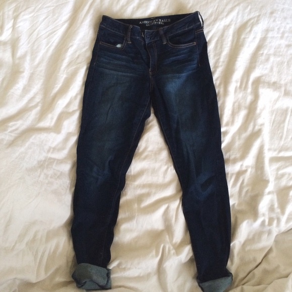 Dark Wash American Eagle Hi-Rise Jegging