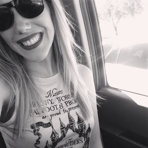 Meet your Posher, Nicole