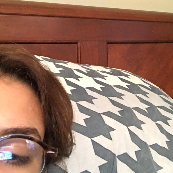 Meet your Posher, Erin - Picture 1 of 1