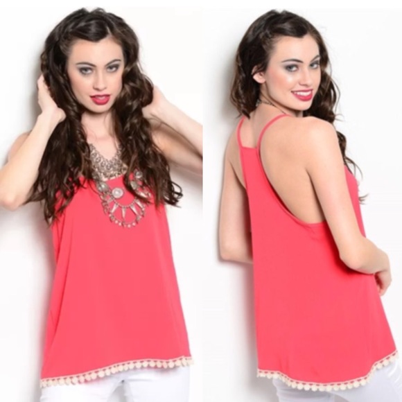 🎉Coral Flowy Top 🎉