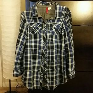 H&M blue plaid shirt