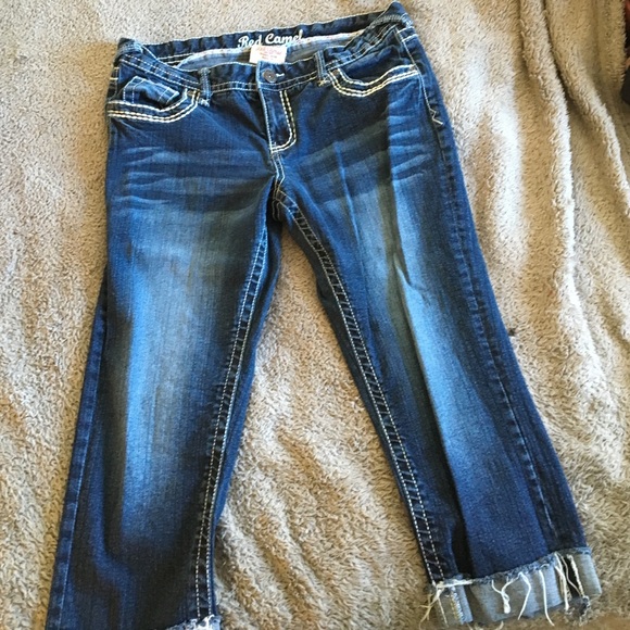 Red camel Capris