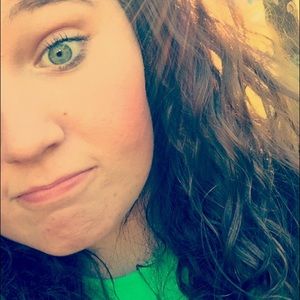 Meet your Posher, Haley